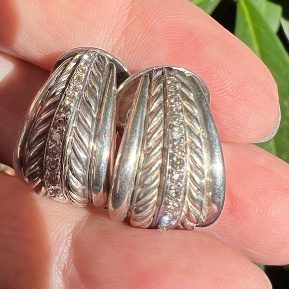 DAVID YURMAN DIAMOND 925 STERLING & 18K YELLOW GOLD SHRIMP EARRINGS OMEGA LOCKS - Picture 8 of 16